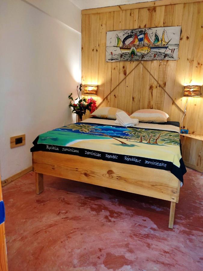 Hostel La Ballena Backpacker Las Galeras Εξωτερικό φωτογραφία