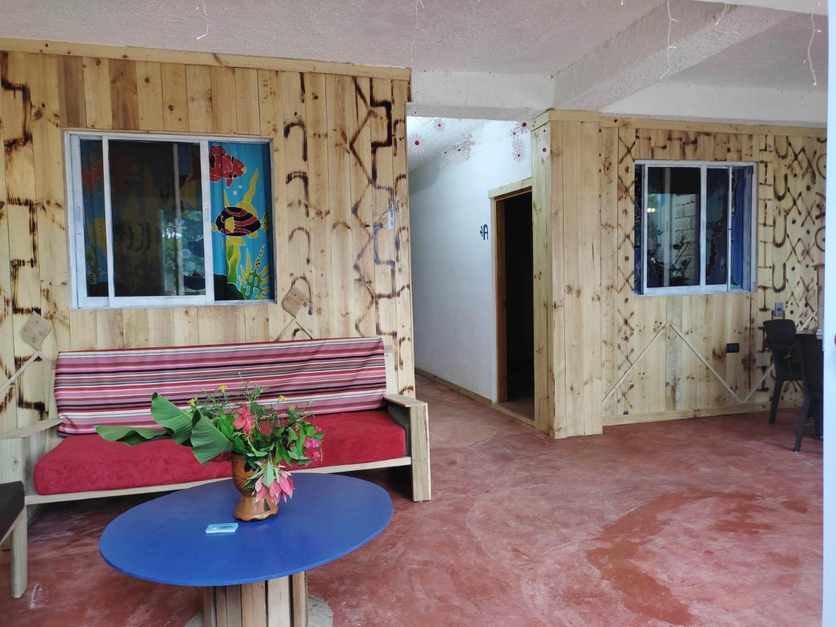 Hostel La Ballena Backpacker Las Galeras Εξωτερικό φωτογραφία