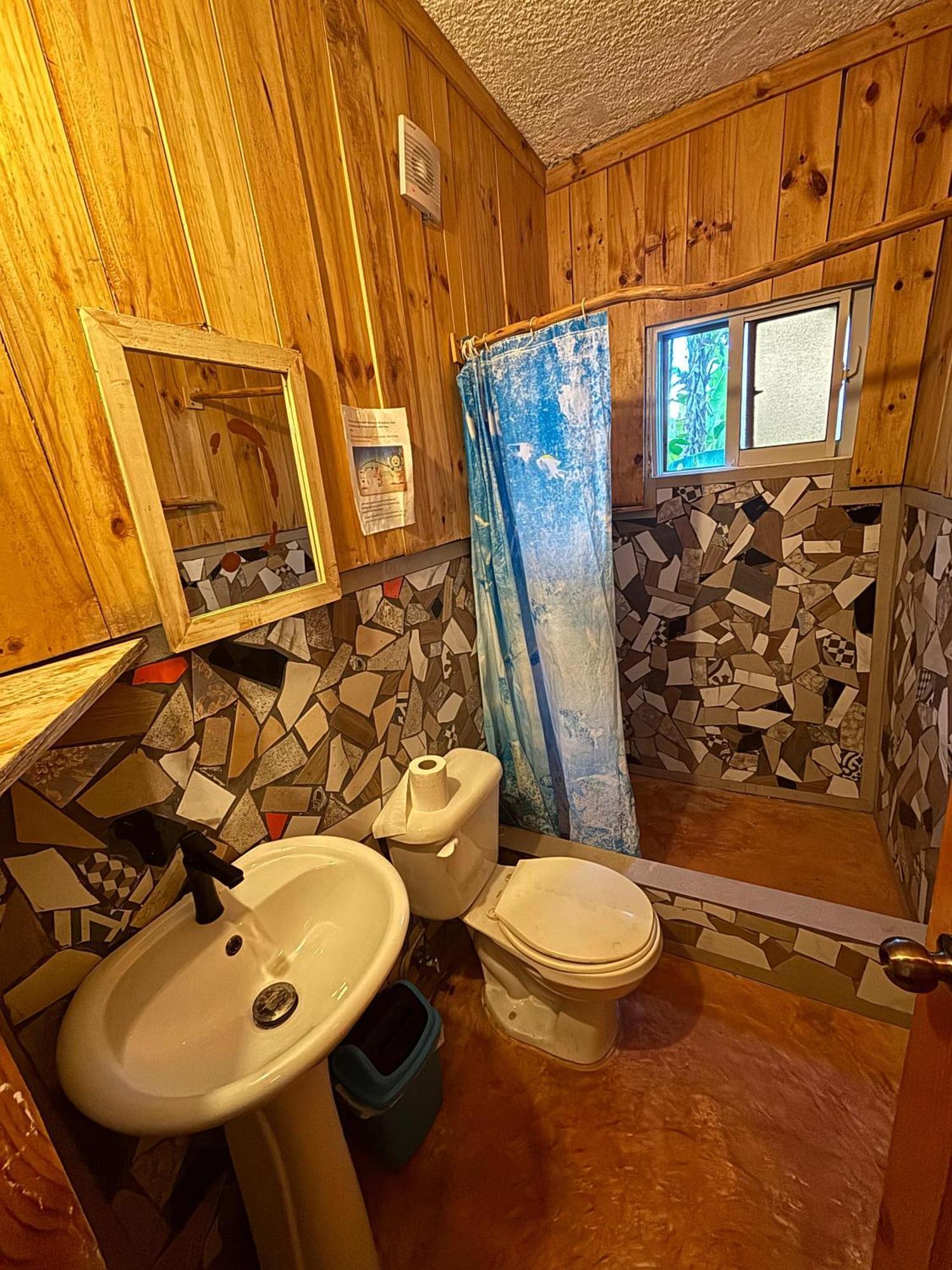 Hostel La Ballena Backpacker Las Galeras Εξωτερικό φωτογραφία